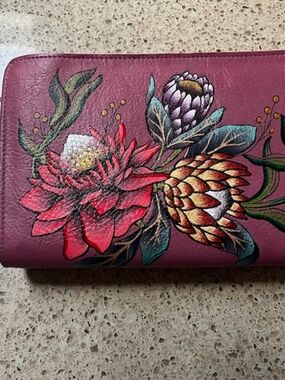 New Anuschka Ladies purse- Brand new with tags, pouch, strap